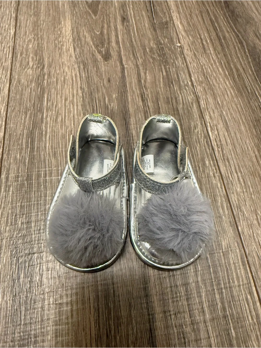 First Steps Baby Girls Silver Metallic Faux Fur Pom Pom Shoes Size 3-6 Months